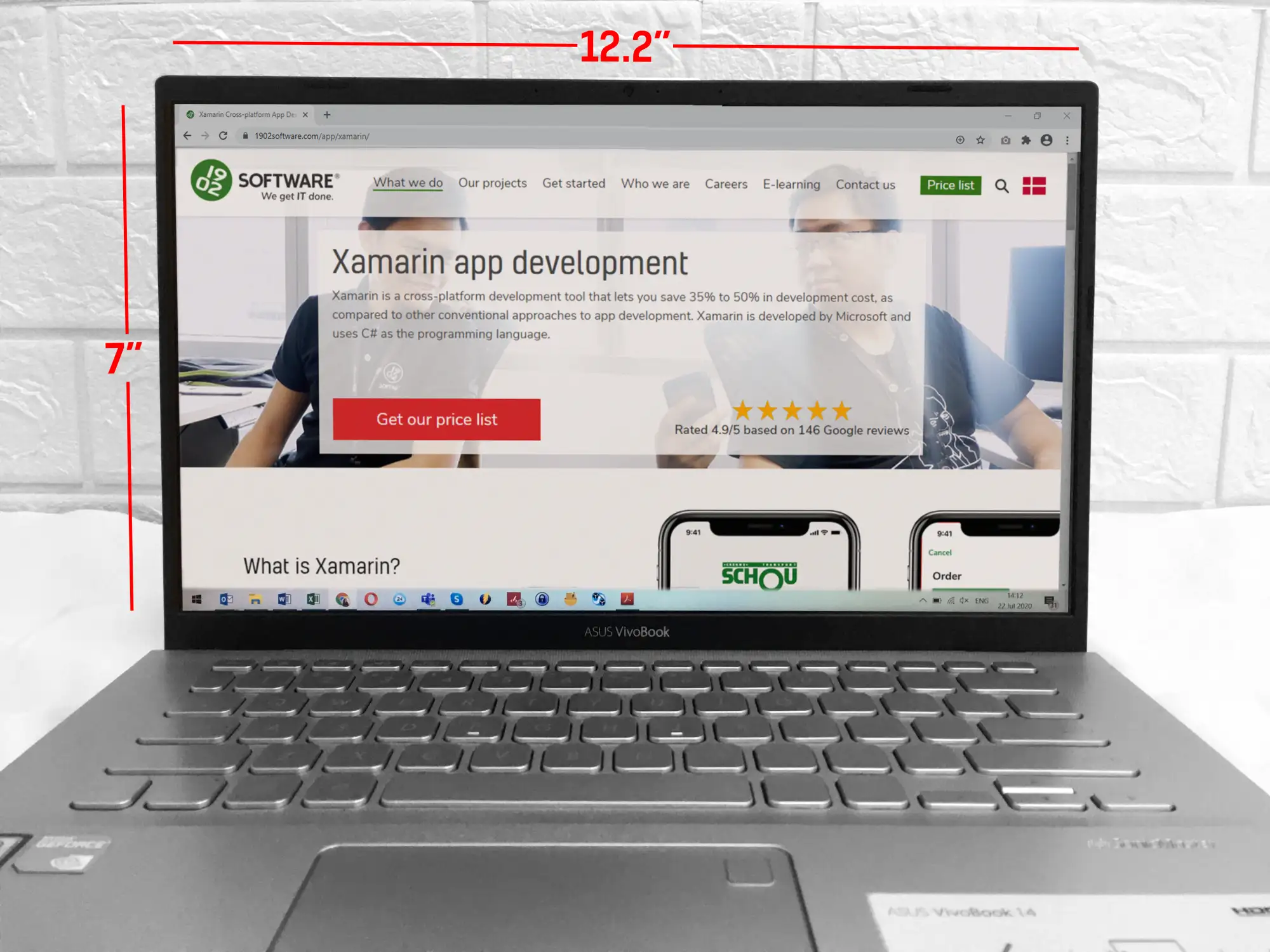 Laptop displaying the 1902 Software website at 150% scale, showing an effective resolution of 1280x720