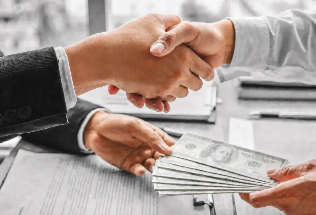 Why you shouldn’t be paying hourly for software development anymore